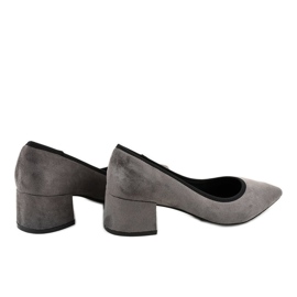 Harmaat mokkapumput L436 -pilarissa keltainen 1