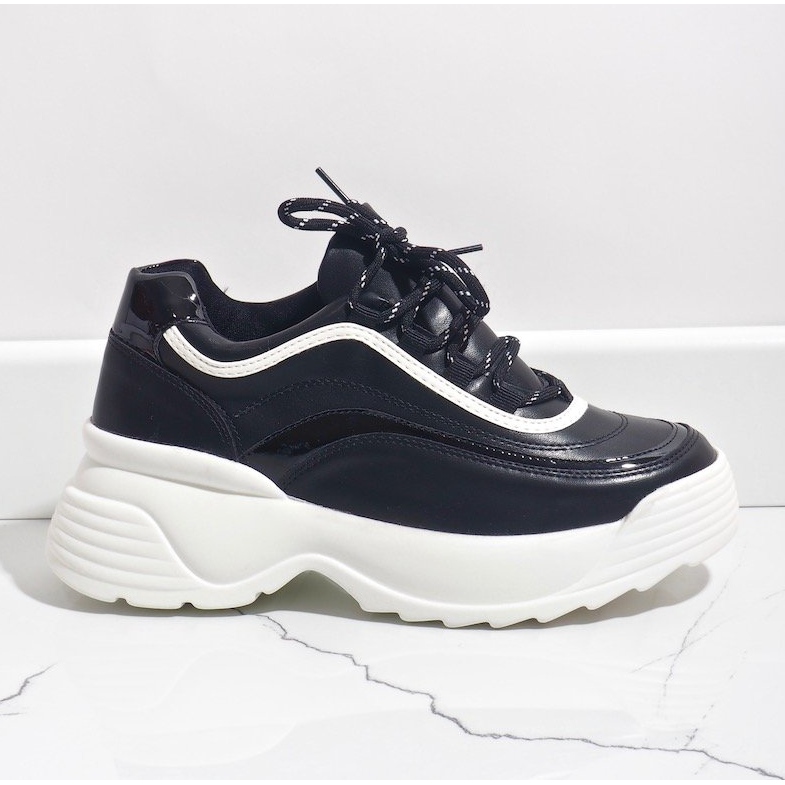 Mustat, eko-nahkaiset urheilukengät 7918-Y 2