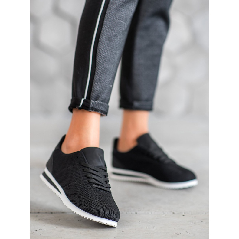 SHELOVET Sidotut kengät lavalla musta 1