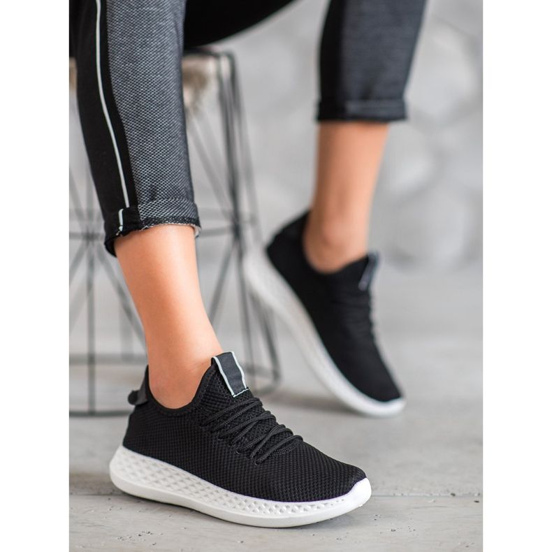 SHELOVET Mesh -urheilukengät musta 2