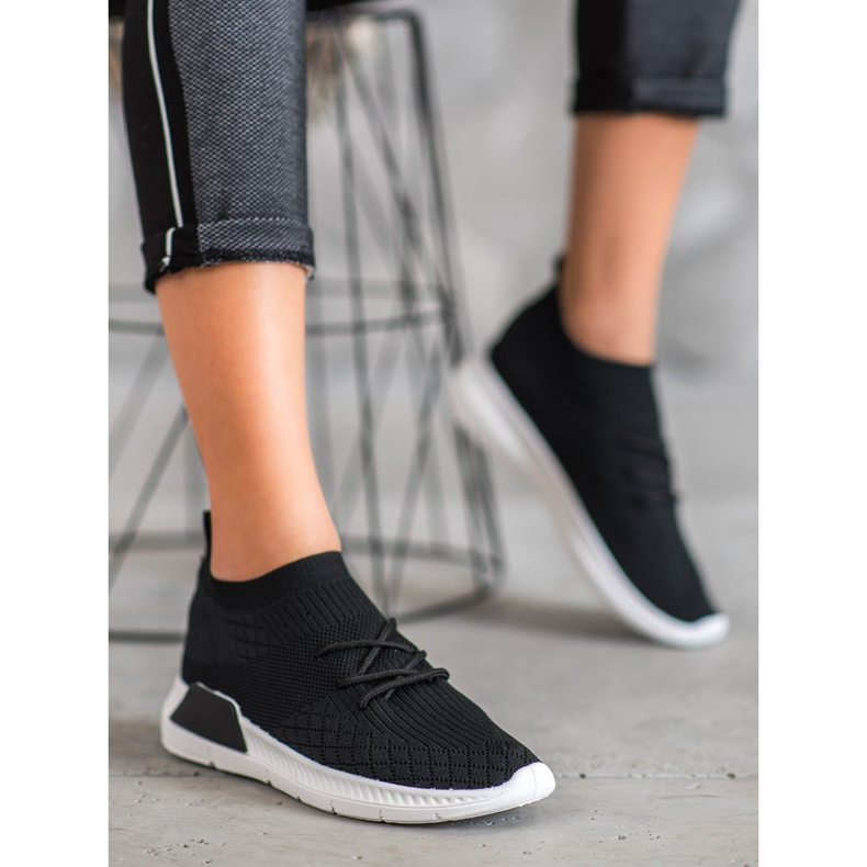 SDS Liukastettavat urheilukengät musta 1