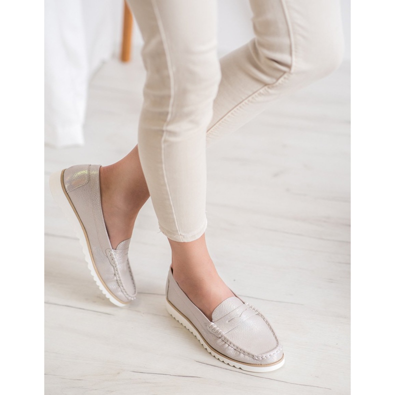 Sergio Leone Loaferit alustalla beige 2