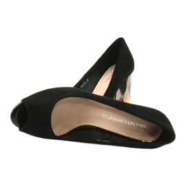 Mokkanahkaiset pumput Sergio Leone PB135 musta 5