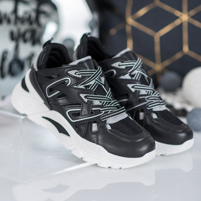 Small Swan Mukavat Eco -nahka -lenkkarit musta 1