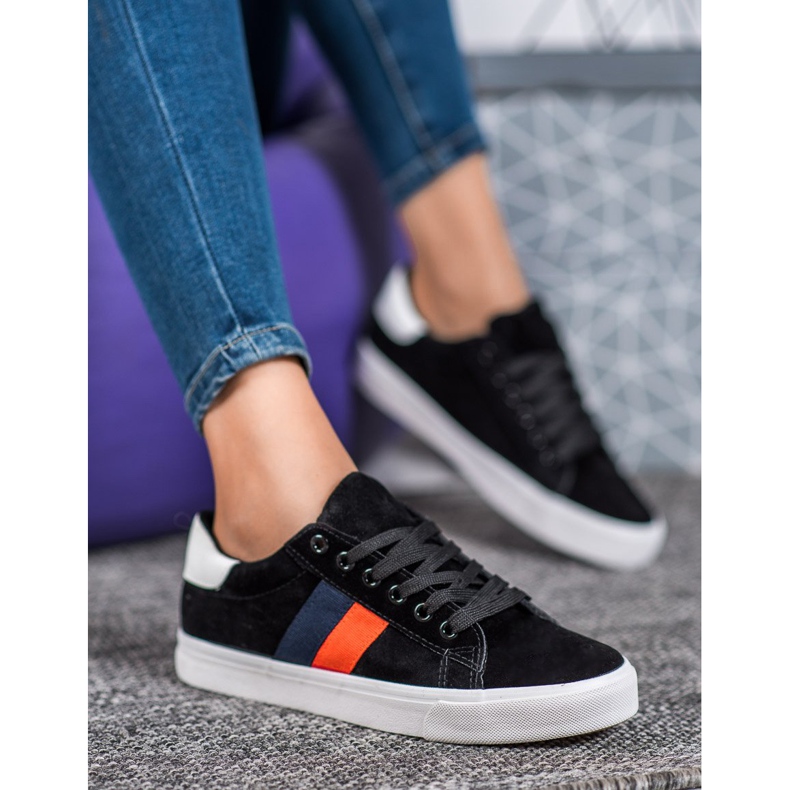 SDS Urheilujalkineet paksulla pohjalla musta 1