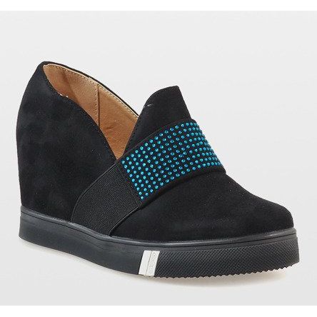 Mustat pumput kiilassa T1715-1 1