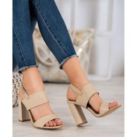 Small Swan Sandaalit Kuviolla ruskea 2