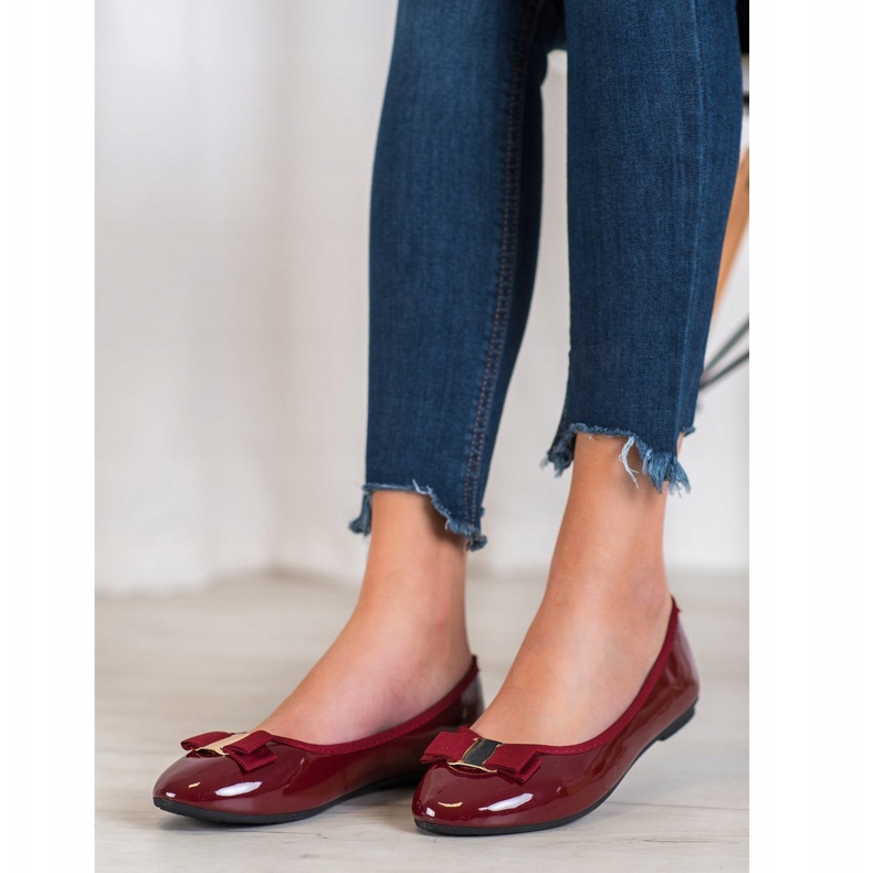Fama Lakattu ballerina jousella punainen 1