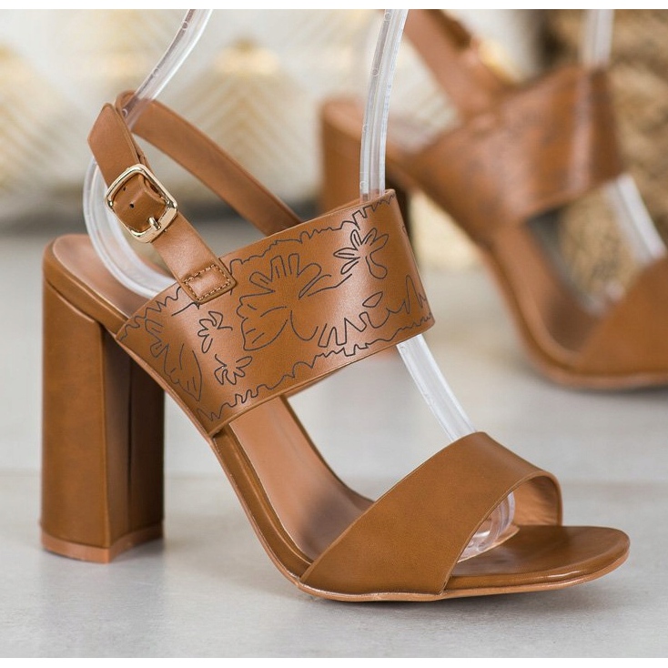 Small Swan Sandaalit Kuviolla ruskea 1