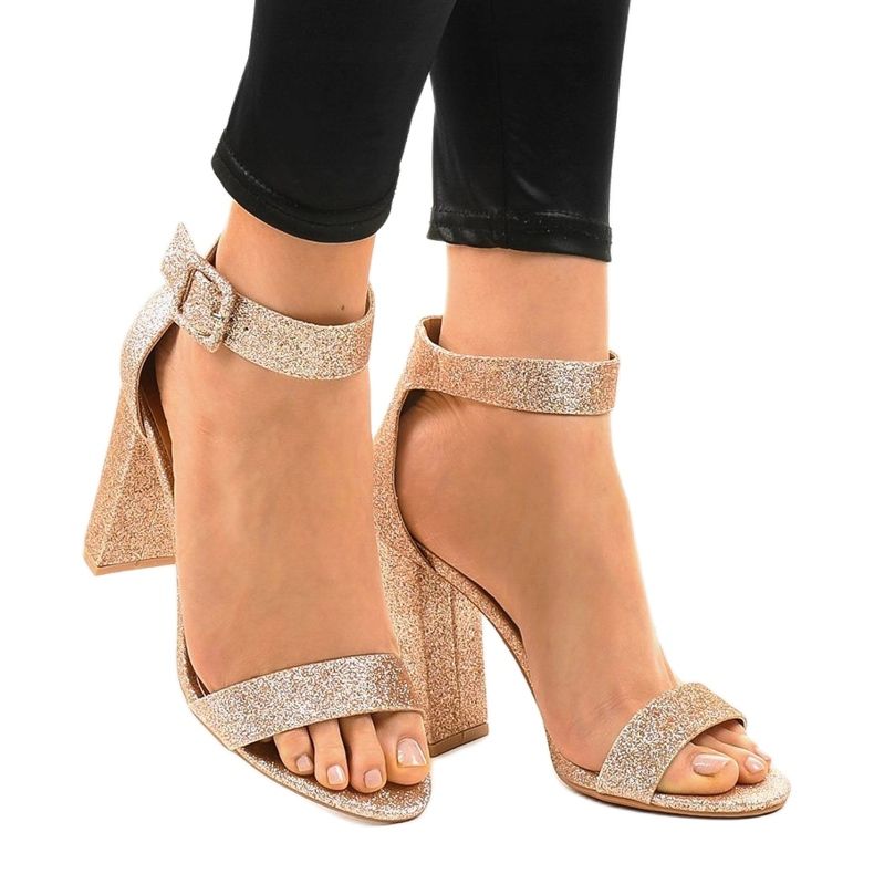 Vaaleanpunaiset avoimet kimalluspumput ZY-161 vaaleanpunainen keltainen 1