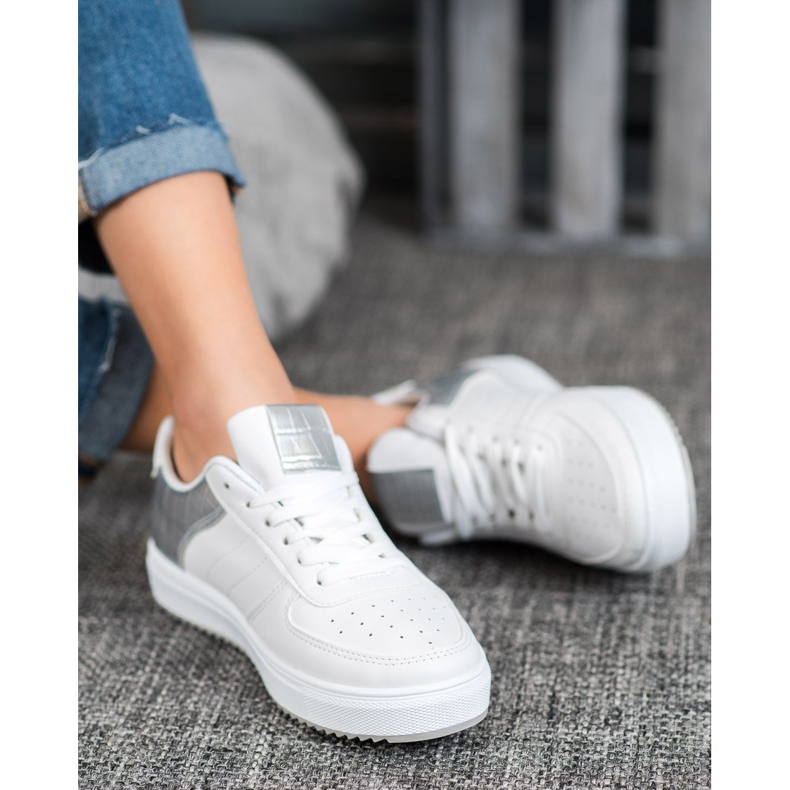 SHELOVET Tyylikkäät kengät alustalla valkoinen harmaa 1