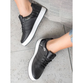 SHELOVET Tyylikkäät kengät alustalla musta 2