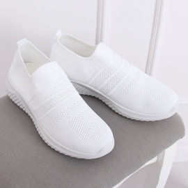 Valkoiset NB331P Valkoiset urheilukengät valkoinen 2