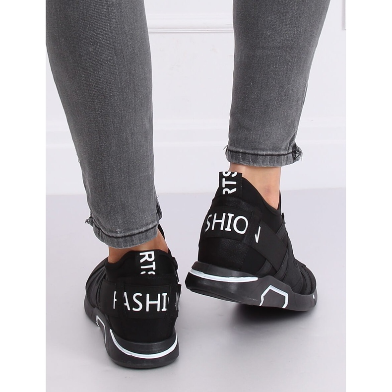 Musta NB358P Kaikki mustat urheilukengät 2