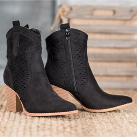 Seastar Avoimet lehmätytöt pylväällä musta 1