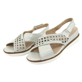 M.Daszyński Hopeiset sandaalit kiilassa Daszyński 1838 harmaa 3