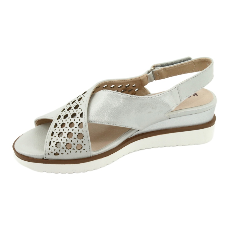 M.Daszyński Hopeiset sandaalit kiilassa Daszyński 1838 harmaa 2 M.Daszyński Hopeiset sandaalit kiilassa Daszyński 1838 harmaa 2