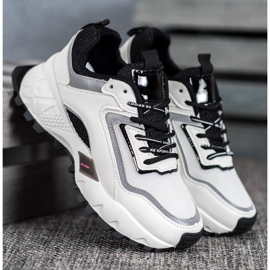 SHELOVET Tennarit mustalla pohjalla valkoinen 2