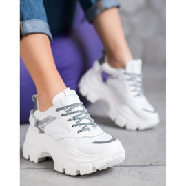 Weide Valkoiset lenkkarit lavalla valkoinen 2