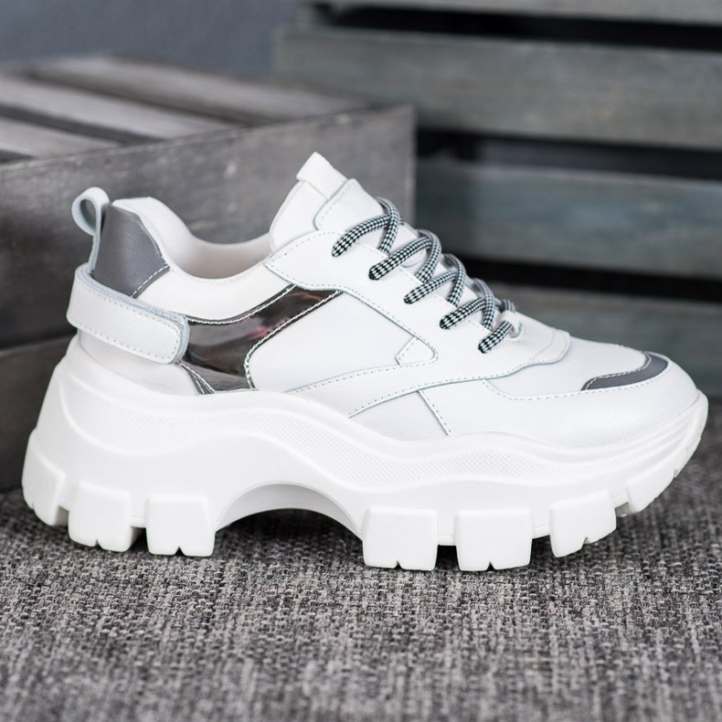 Weide Valkoiset lenkkarit lavalla valkoinen 1