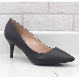 Mustat matalat pumput K308 -kantapäässä 1