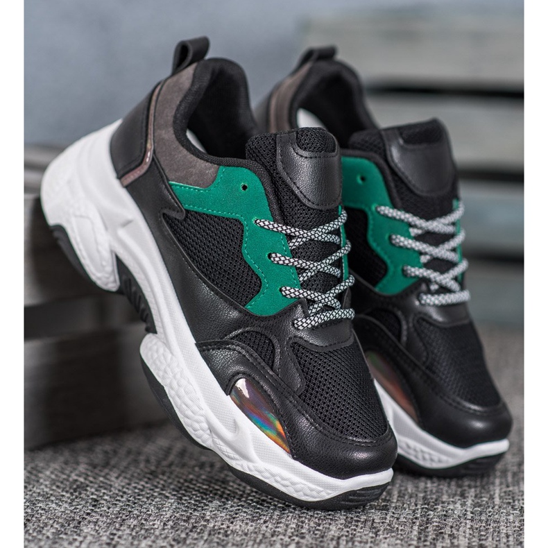 SHELOVET Mustat urheilukengät 1