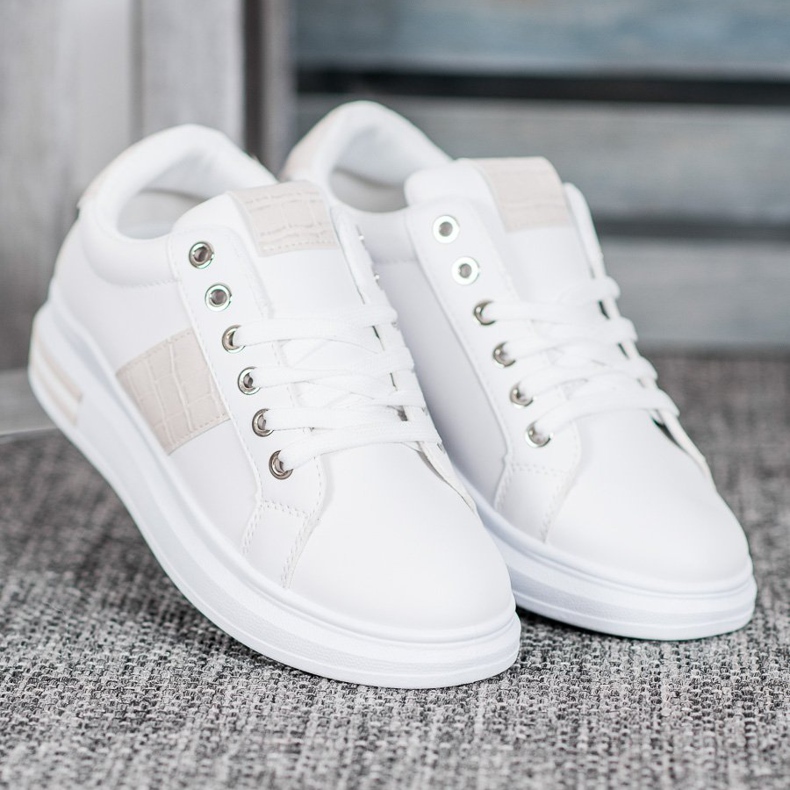 Weide Urheilukengät, joissa on beigenväriset lisäosat valkoinen 1