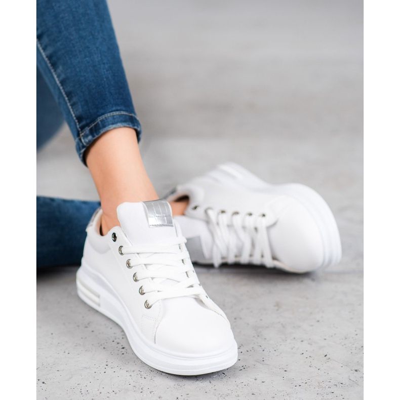 Weide Urheilujalkineet, joissa hopeiset lisäosat valkoinen 1