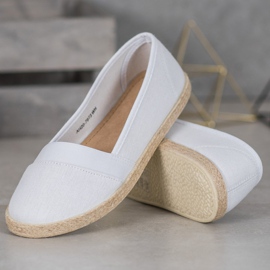 MCKEYLOR Slip-On kengät valkoinen 2