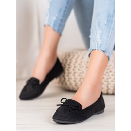 Clowse Musta herrat jousella 1