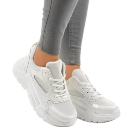 Valkoiset muodikkaat urheilukengät MS381E-9 valkoinen 2