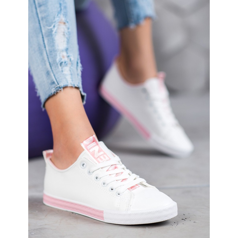 SHELOVET Tennarit, joissa Eco -nahka Nizza valkoinen 1