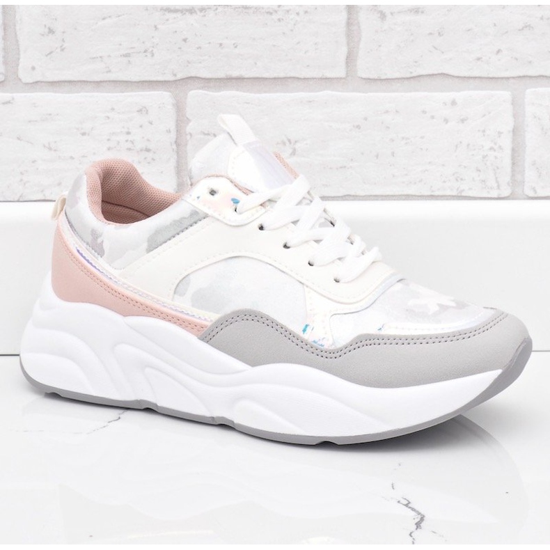 Valkoiset naisten urheilukengät C9218 valkoinen 1