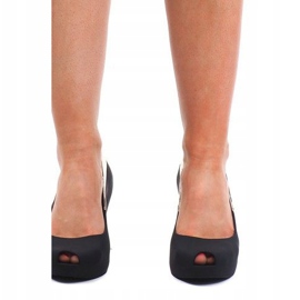 Meliski Open Wedge KM110 Musta 2