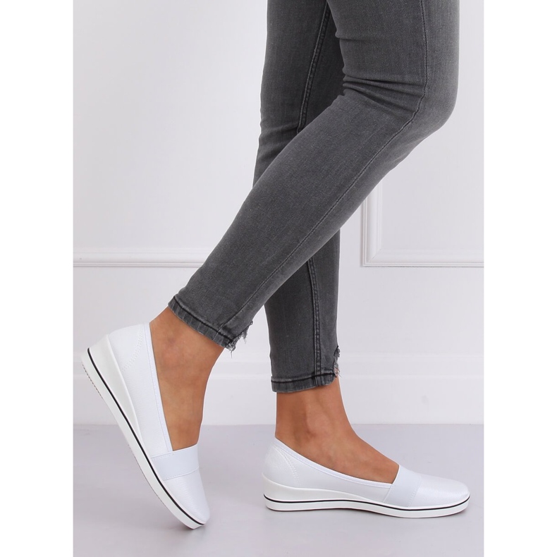 Valkoiset kiilabaleriinit S81B001 Valkoinen 1