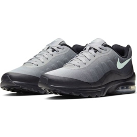 Nike Air Max Invigor M CW2648 001 harmaa 1