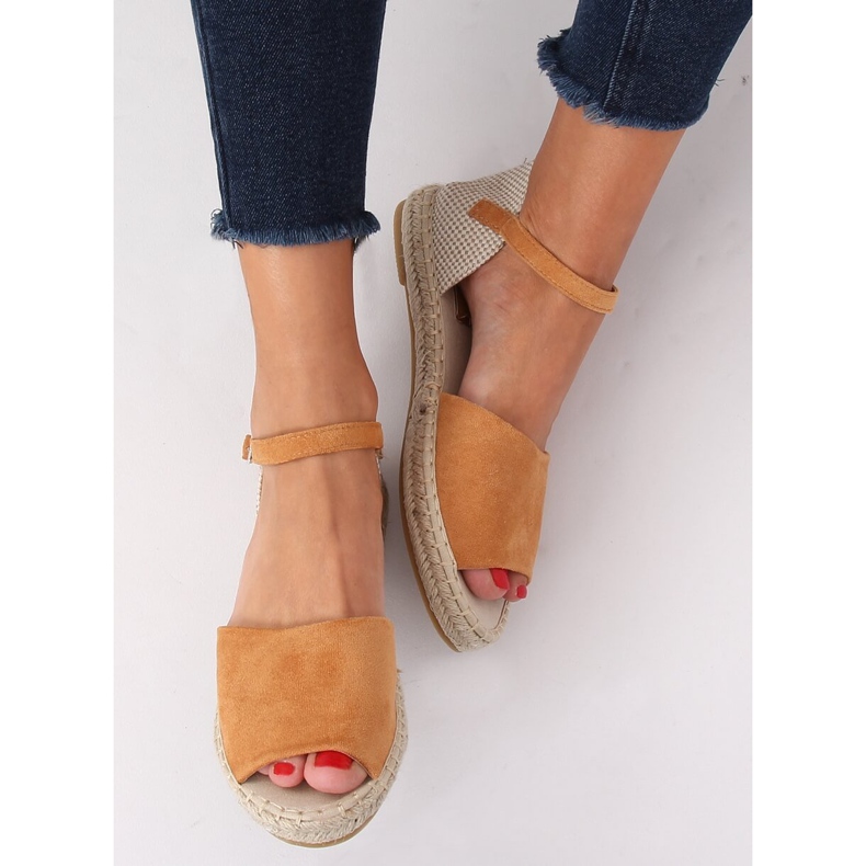 Espadrillot leikattu kameli BB28P Camel ruskea 1