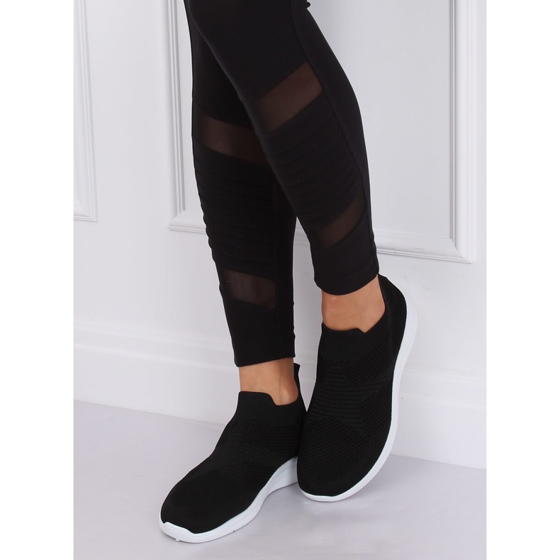 Mustat NB330P mustat urheilukengät 2