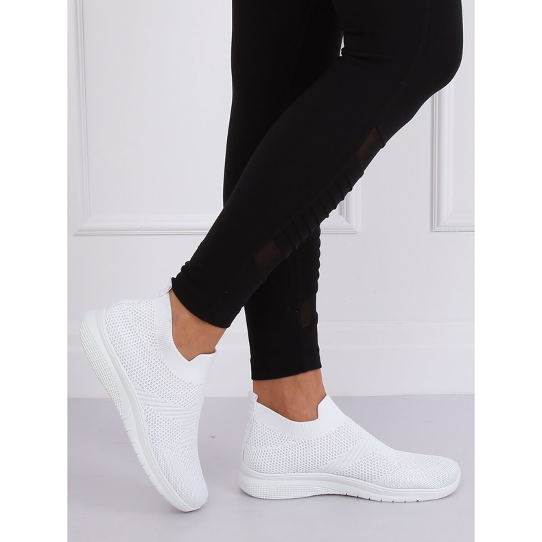 Valkoiset NB330P Valkoiset urheilukengät valkoinen 1