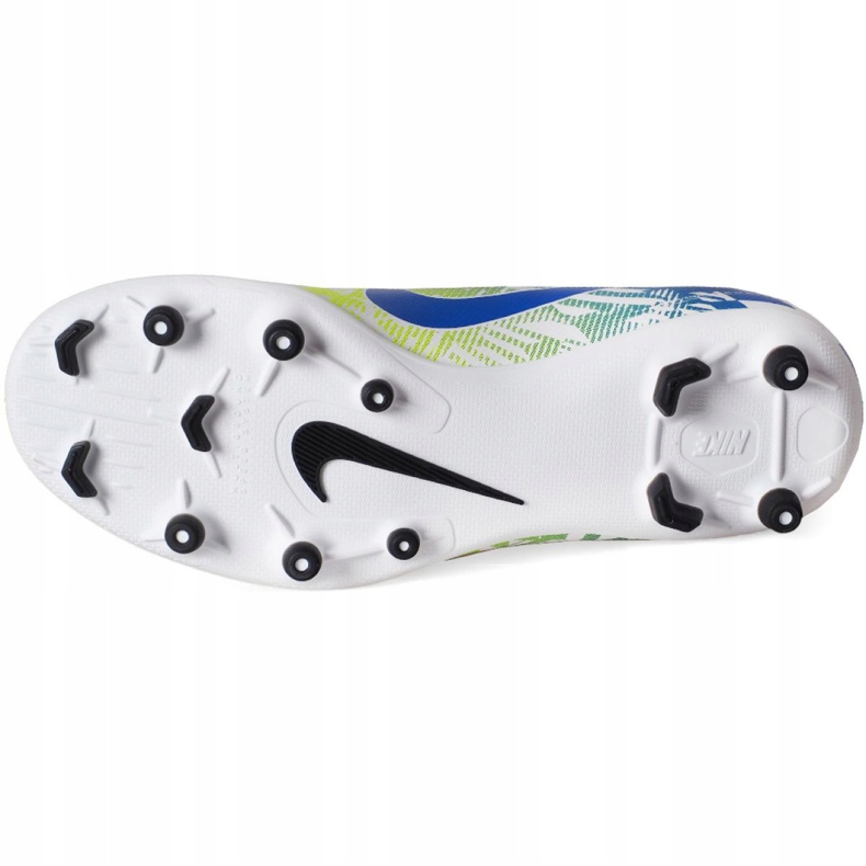 Nike Mercurial Vapor 13 Club Njr FG / MG Jr CV9351104 Jalkapallokengät harmaa monivärinen 1