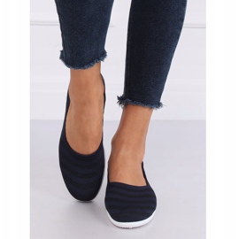 IC03 Tummansininen sininen baleriini 1