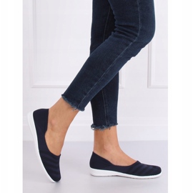 IC03 Tummansininen sininen baleriini 2