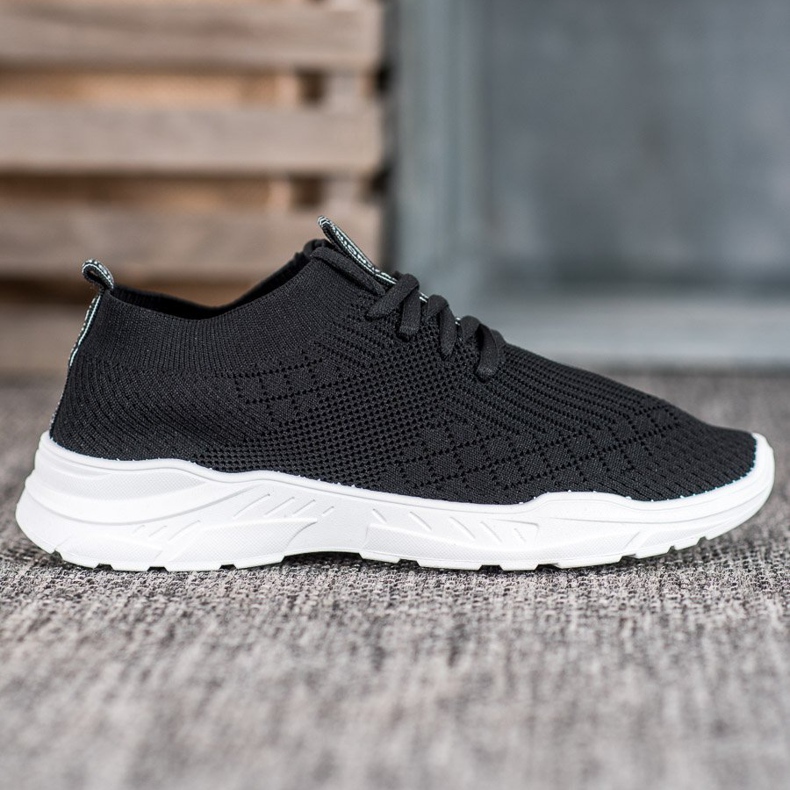 Seastar Kevyet urheilukengät musta 1