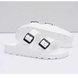 Flameshoes Miesten valkoiset puutarhavalotossut valkoinen 2