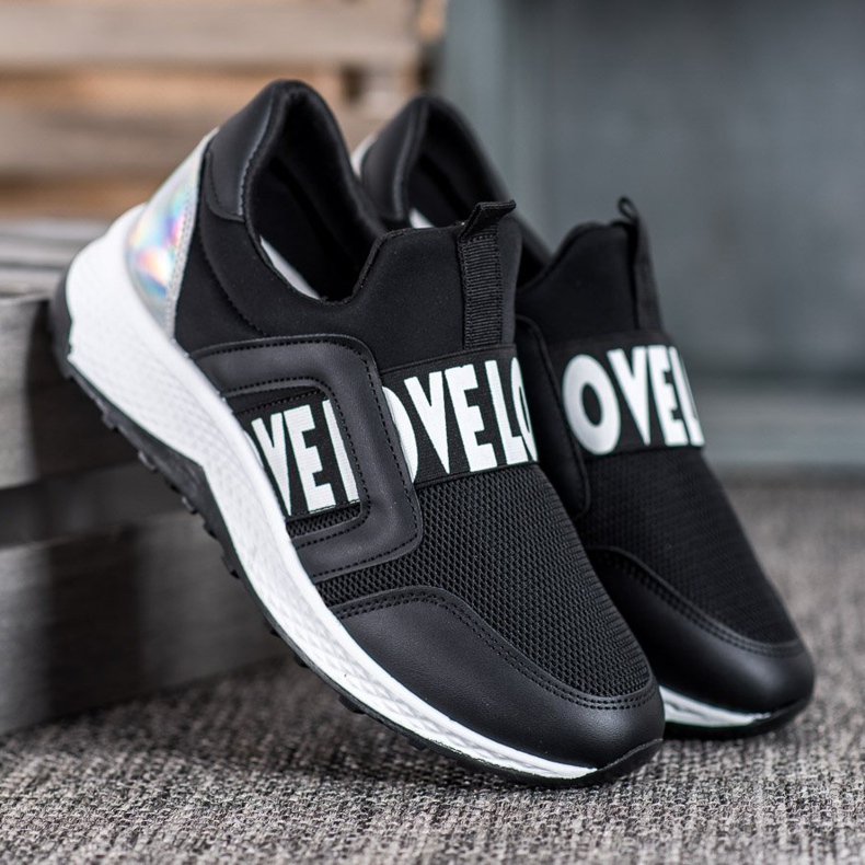 Seastar Slipons rakkausalustalla musta 1