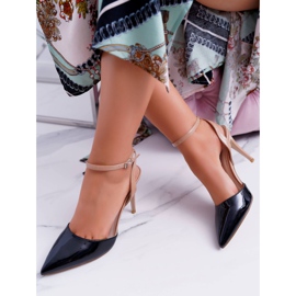 Naisten korkokengät Sandaalit Musta Beige Ergola ruskea 1