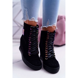 Naisten lenkkarit Lu Boo Black Suede Iridescent Chains Monica musta 2