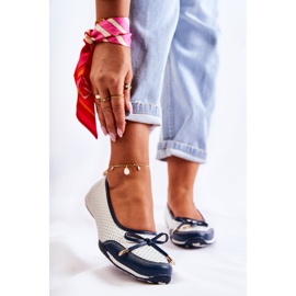 EVE Naisten valkoinen ja tummansininen nahkaverhoiltu baleriini Erdola laivastonsininen 1