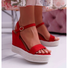 BUGO Naisten sandaalit kiilapellavalla Punainen Liviana 1