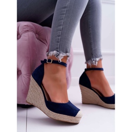 BUGO Naisten sandaalit on Wedge Linen Navy Blue Tammaris laivastonsininen 1